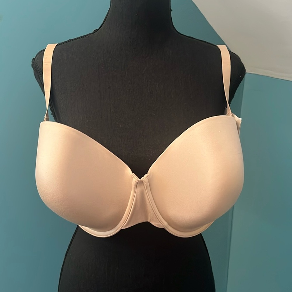 NWT Bali Nude Underwire Bra Size 42D